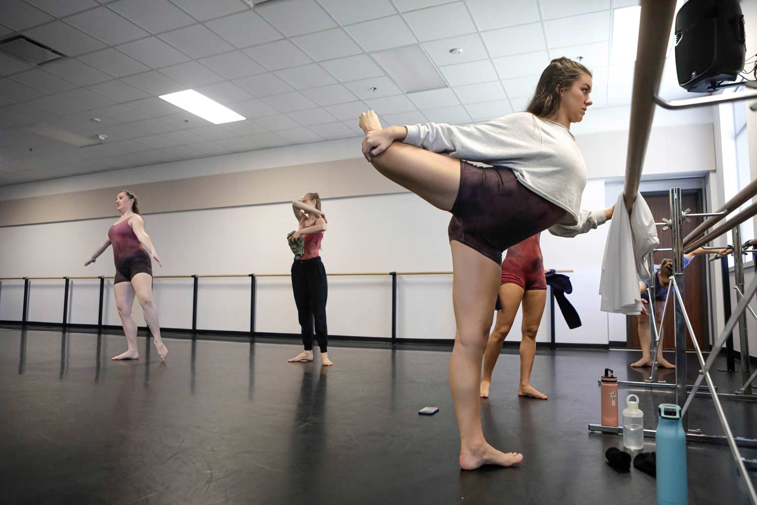 Students participate in a ballet course at the PEAP building on West Campus